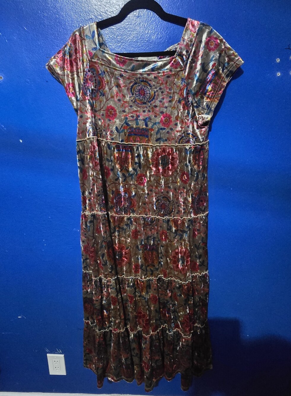 Natural Life Velvet Multicolor Dress Size Medium Preowned